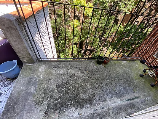 Rented by One New York Realty Inc | media 16