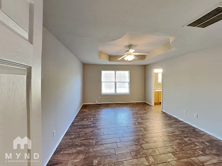 711 N Jonathan Ave — Photo 12