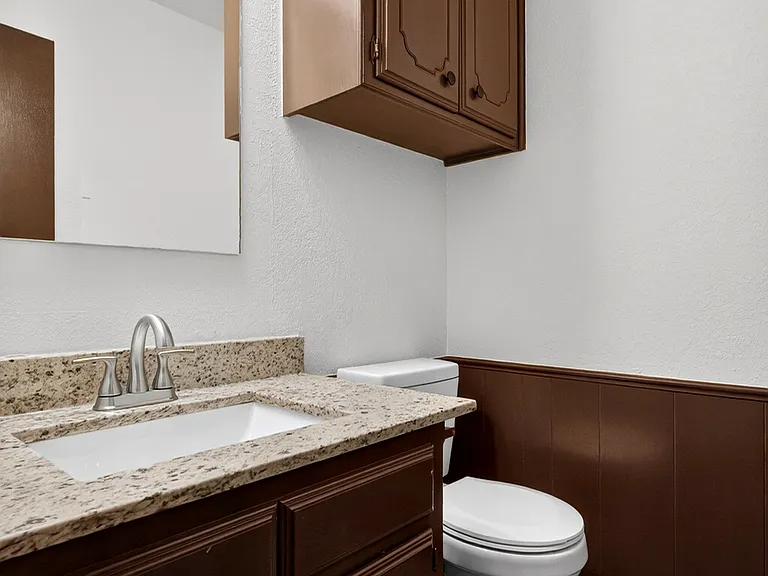 742 W Juniper Dr — Photo 13