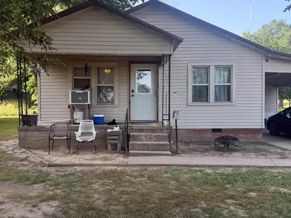205 E Donaldson St, Rector, AR 72461