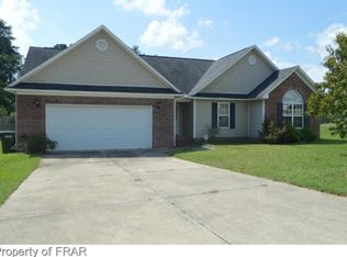 3201 Brookmere Ln, Fayetteville, NC 28304