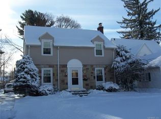 175 Hoover Rd, Rochester, NY 14617