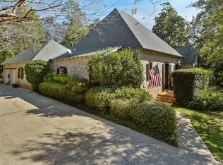 646 Apelehama Ct, Diamondhead, MS 39525