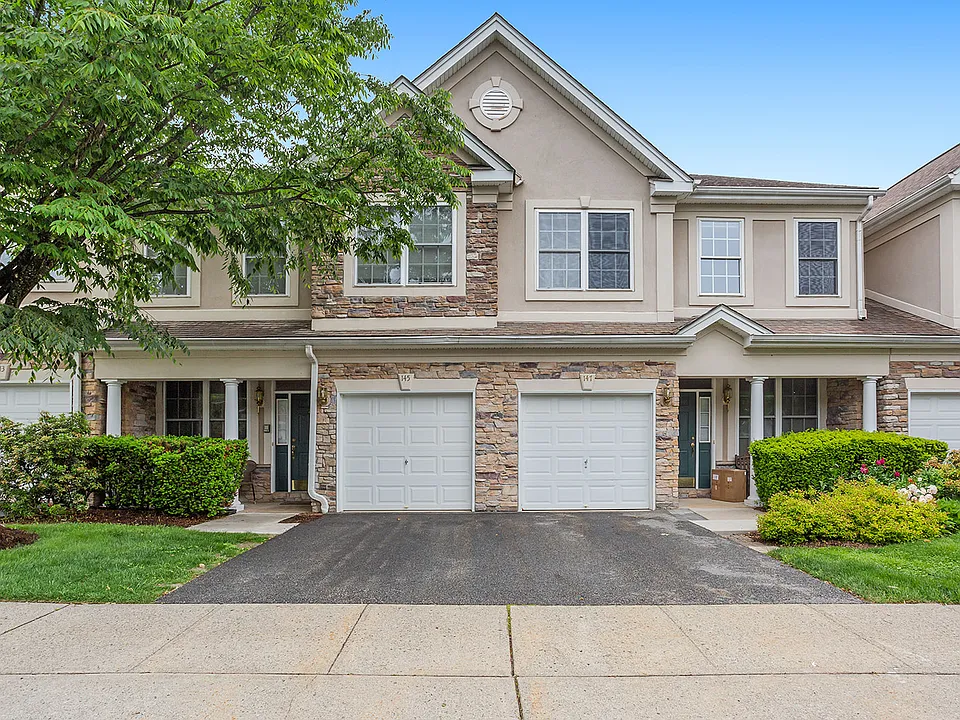 145 Levinberg Ln