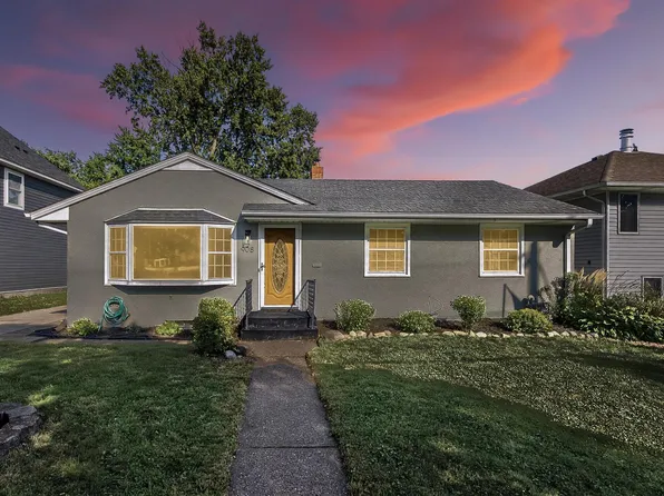 908 Bellows St, West Saint Paul, MN 55118