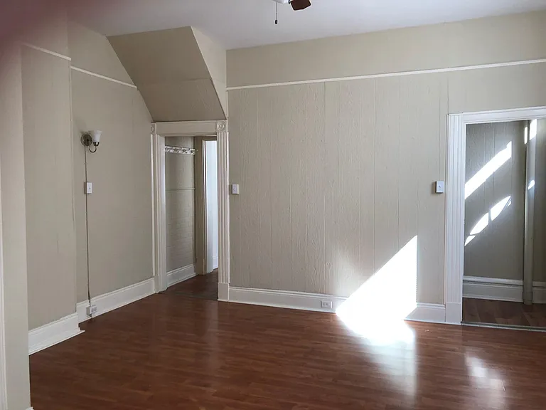 21 Carneal St — Photo 8