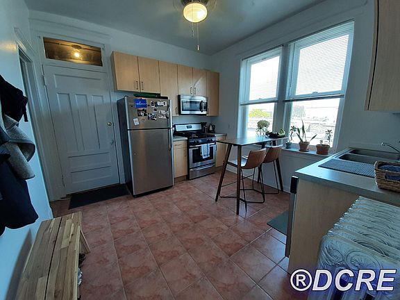 4th image of 3743 N Magnolia Ave APT 3R