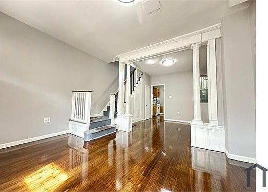 3rd image of 1435 S Etting St