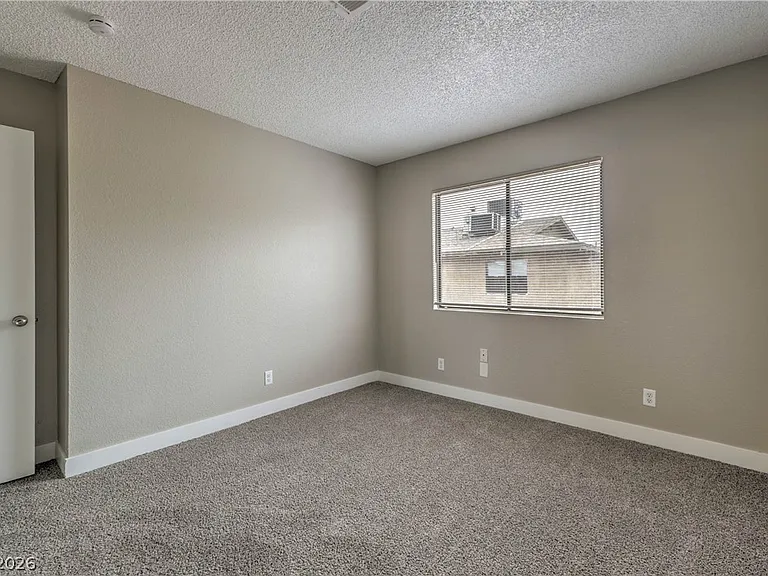 4571 Carriage Park Dr #C — Photo 14