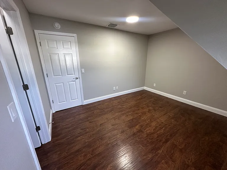 17500 Phlox Dr — Photo 10