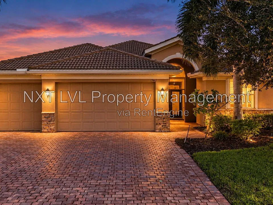 13441 Seaside Harbour Dr