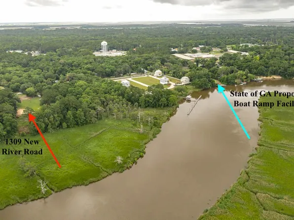 1309 New River Rd, Darien, GA 31305