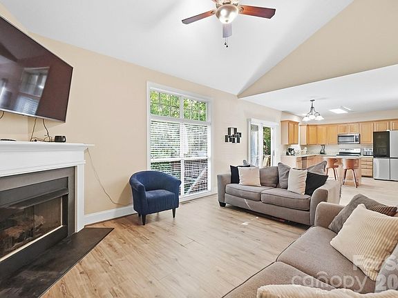 2nd image of 14010 Wild Elm Rd