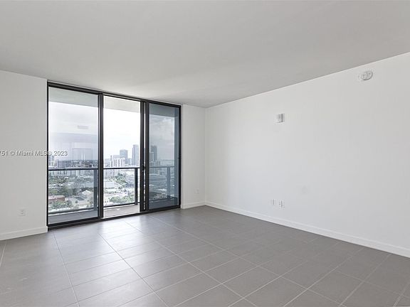 2nd image of 1600 NE 1st Ave APT 2418