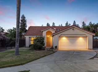 2631 Gamay Ave, Madera, CA 93637