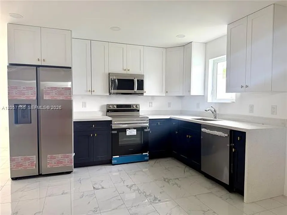 1629 NW 40th St #Townhouse 1