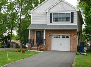 102 Linden St, Bridgewater, NJ 08807