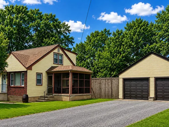 806 Highland Ave, Glendora, NJ 08029