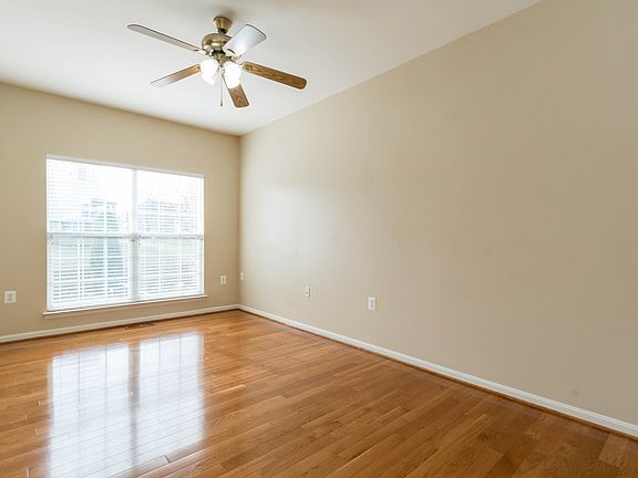 5th image of 44235 Mohave Dr