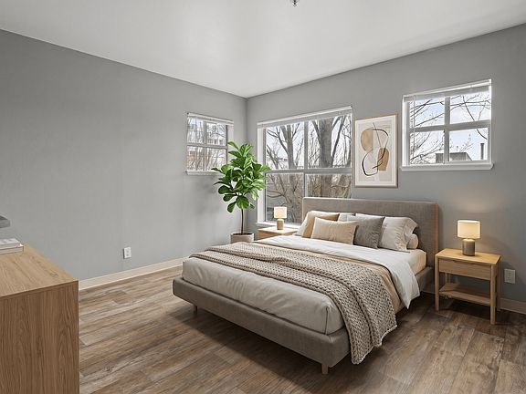 3rd image of 2510 Western Ave APT 111