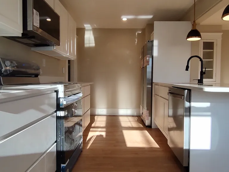 14 Rosemont Ave #101 — Photo 3