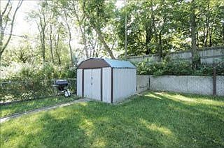 4th image of 243 Burr St