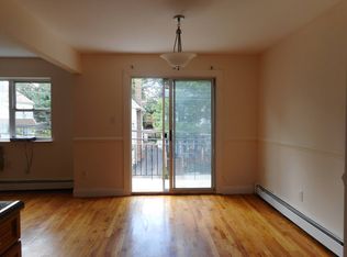 222 E 235th St #2, Bronx, NY 10470