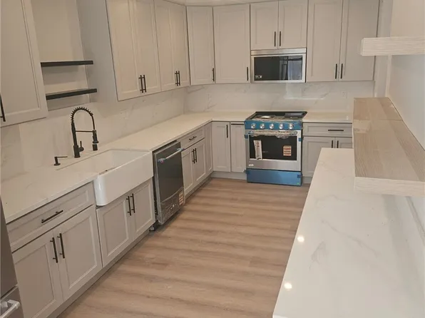 15150 Dickens St APT 203, Sherman Oaks, CA 91403
