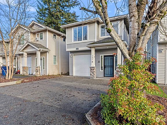 3rd image of 4637 100th Street NE