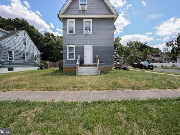 621 Crown Point Rd, Westville, NJ 08093