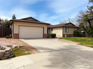 6167 N Lead Ave, Fresno, CA