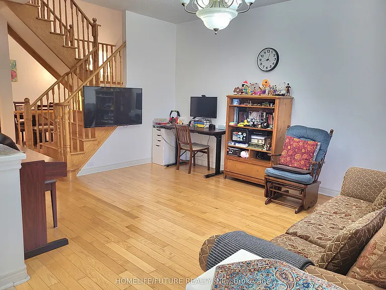 72 Sharon Lee Dr — Photo 8