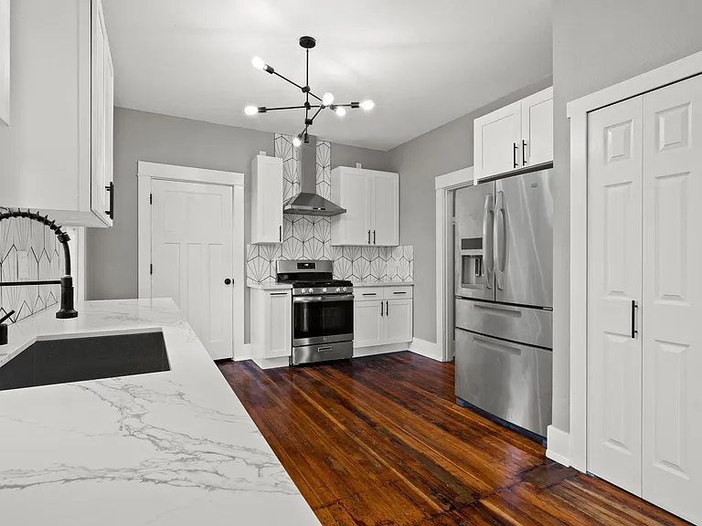 2819 S Alaska Pl #1 — Photo 4