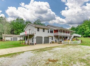 6949 Beach Rd, Medina, OH 44256