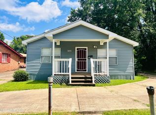 1332 Fernwood Dr, Jackson, MS 39213