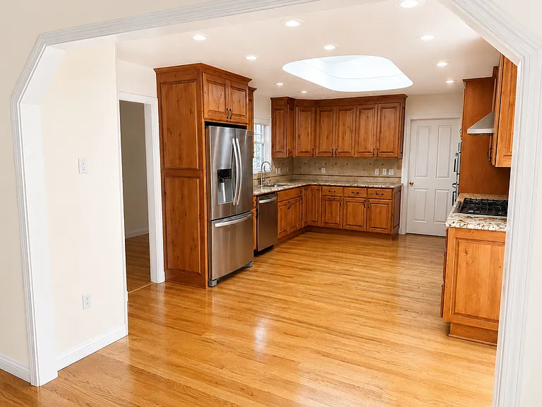 1079 Durham Ct — Photo 5