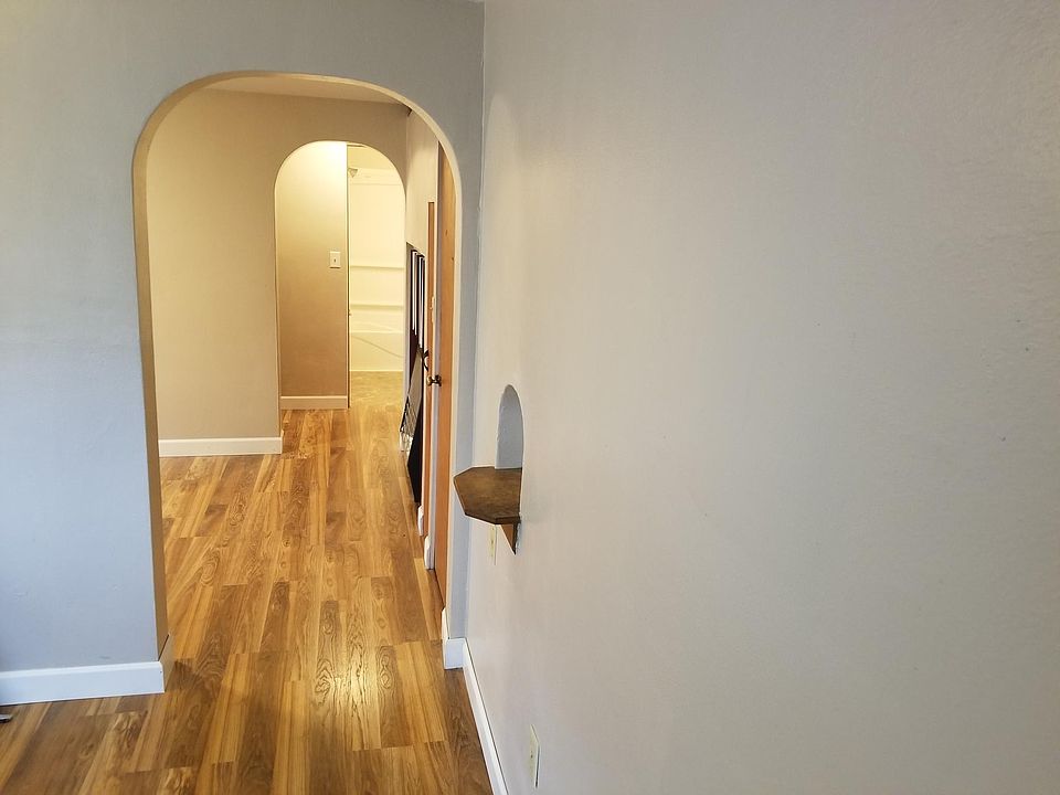 Entry way