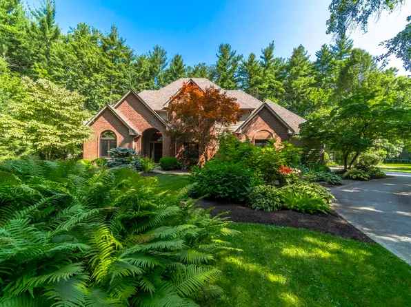 1919 Springmill Rd, Fort Wayne, IN 46845