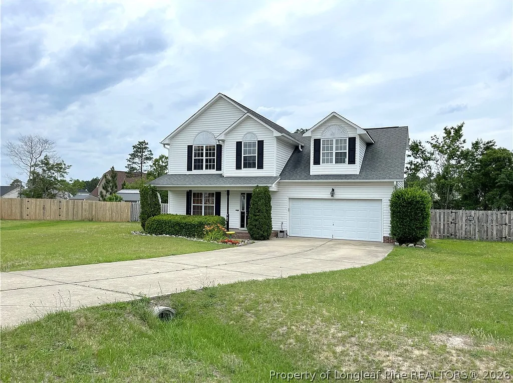 3 bed, 2.5 bath, 1912 sqft, $1,800 — Photo 3