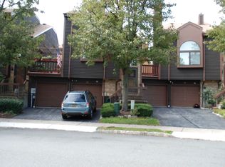 56 Hickory Hill Ct, Rockaway, NJ 07866
