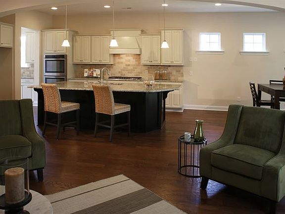 4th image of 234 Monteray Oaks Cir