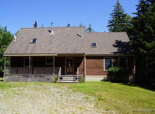 12 Spruce Ave, Hancock, ME 04640