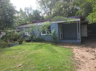 1118 Gillespie Ave APT B, Albany, GA 31707