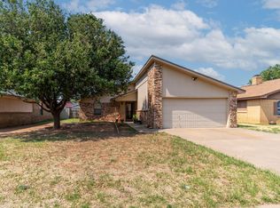 2112 76th St, Lubbock, TX 79423