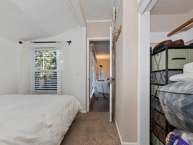 831 Blue Ridge Dr — Photo 21
