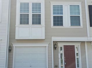 8312 Heritage Crossing Ct, Manassas, VA 20109