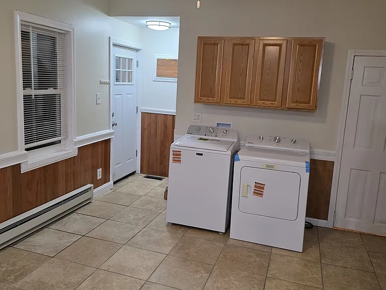 77 Ashland St #C — Photo 21