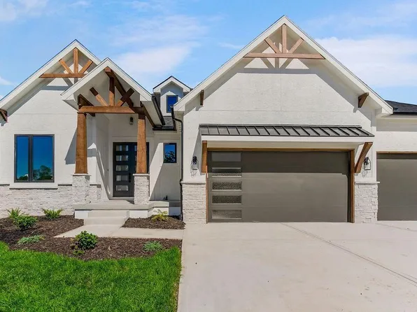 2713 SW 12th St, Lees Summit, MO 64081