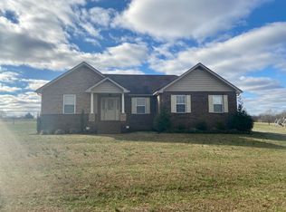 215 Caydras Way, Lafayette, TN 37083