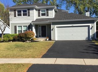 1581 Shelton Ln, Crystal Lake, IL 60014